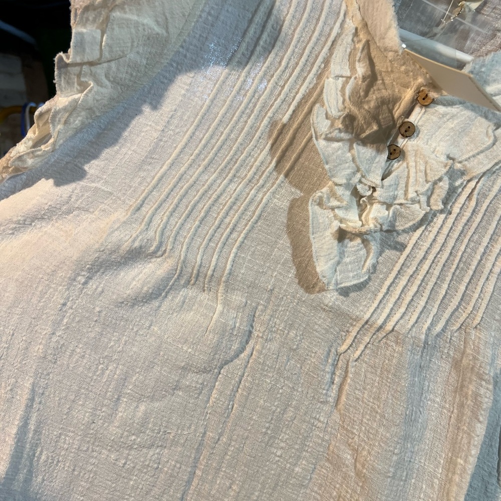 By Together Cream Ruffled Tie Front Blouse - Picture 4 of 4